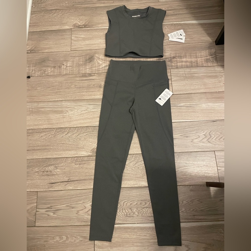 NWT FashionNova Make It happen Active Crop Top and Legging - Heather Grey